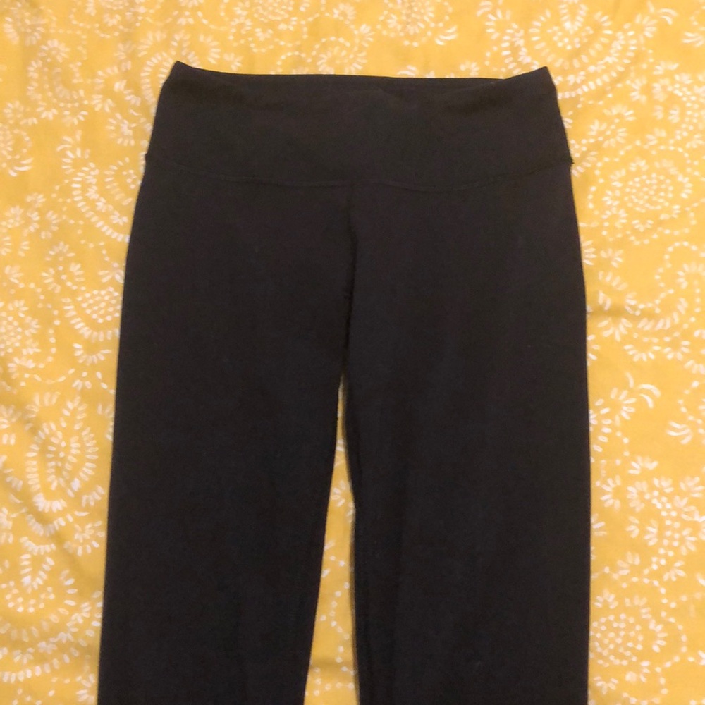 Black lululemon leggings